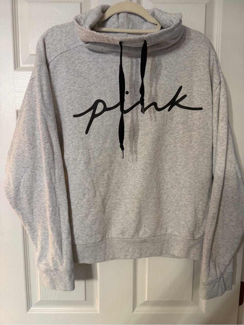 PINK Victoria's Secret Women's Light Gray Pullover Size L